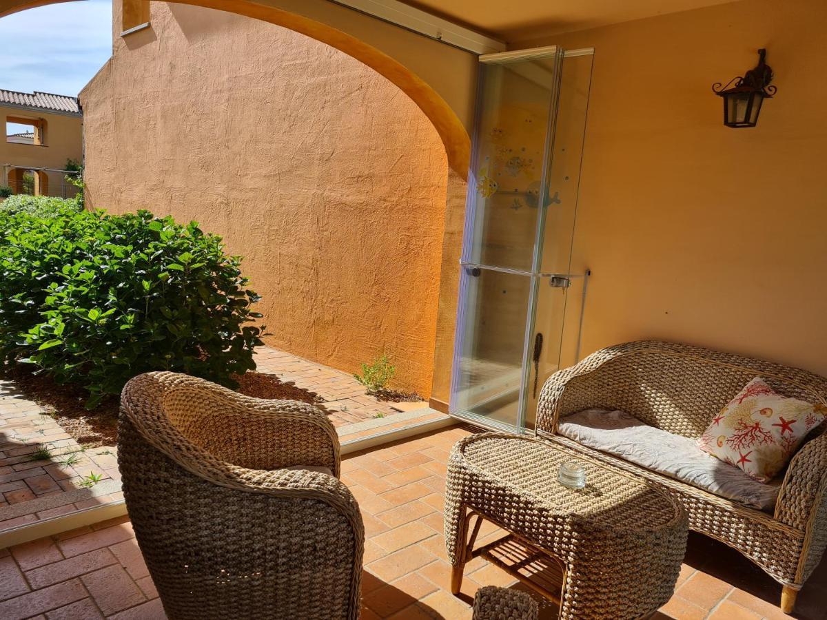 Villa Paola San Teodoro Con Piscina Privata Lu Lioni Exterior photo